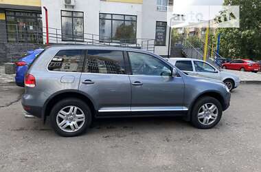 Внедорожник / Кроссовер Volkswagen Touareg 2005 в Киеве