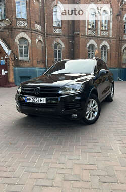 Позашляховик / Кросовер Volkswagen Touareg 2012 в Сумах