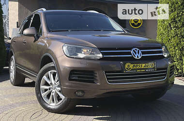 Позашляховик / Кросовер Volkswagen Touareg 2012 в Львові