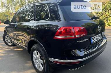 Позашляховик / Кросовер Volkswagen Touareg 2014 в Києві