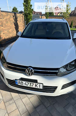 Позашляховик / Кросовер Volkswagen Touareg 2012 в Вінниці