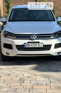 Внедорожник / Кроссовер Volkswagen Touareg 2012 в Виннице