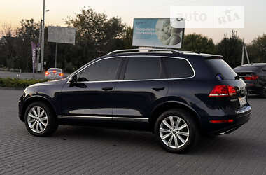 Позашляховик / Кросовер Volkswagen Touareg 2012 в Хмельницькому