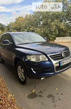 Внедорожник / Кроссовер Volkswagen Touareg 2007 в Сумах