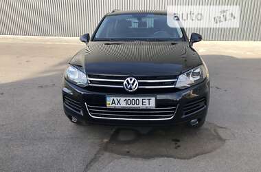 Позашляховик / Кросовер Volkswagen Touareg 2012 в Харкові