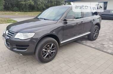 Внедорожник / Кроссовер Volkswagen Touareg 2006 в Ковеле