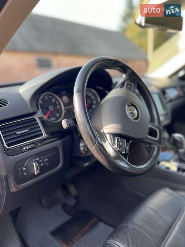 Позашляховик / Кросовер Volkswagen Touareg 2016 в Овручі фото 15 Позашляховик / Кросовер Volkswagen Touareg 2016 в Овручі