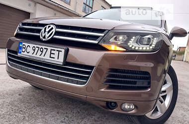 Внедорожник / Кроссовер Volkswagen Touareg 2013 в Самборе