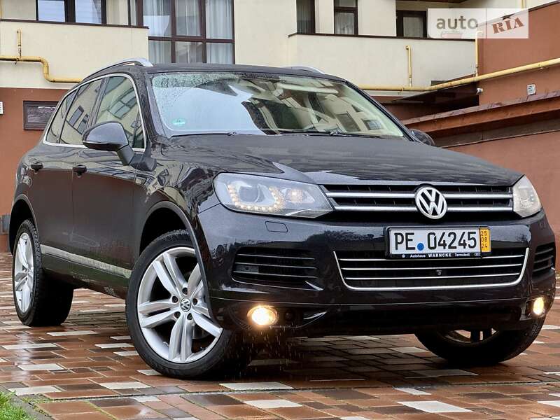 Позашляховик / Кросовер Volkswagen Touareg 2011 в Стрию