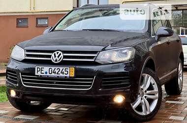 Позашляховик / Кросовер Volkswagen Touareg 2011 в Стрию