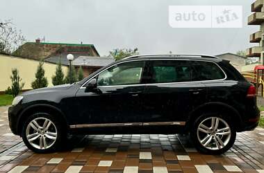 Позашляховик / Кросовер Volkswagen Touareg 2011 в Стрию