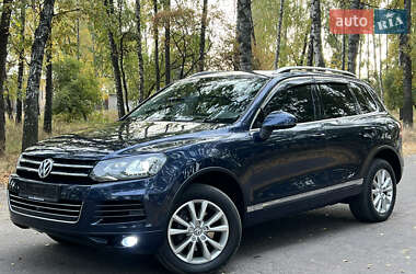 Внедорожник / Кроссовер Volkswagen Touareg 2011 в Ахтырке