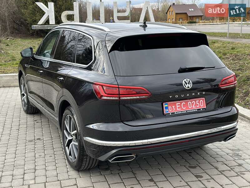Внедорожник / Кроссовер Volkswagen Touareg 2018 в Луцке