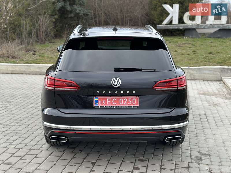 Внедорожник / Кроссовер Volkswagen Touareg 2018 в Луцке