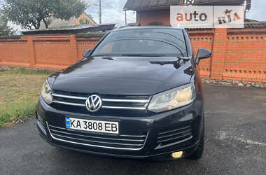 Позашляховик / Кросовер Volkswagen Touareg 2013 в Києві