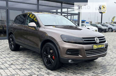 Позашляховик / Кросовер Volkswagen Touareg 2011 в Мукачевому