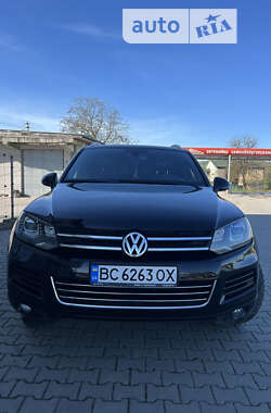 Позашляховик / Кросовер Volkswagen Touareg 2010 в Самборі