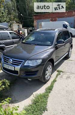 Внедорожник / Кроссовер Volkswagen Touareg 2007 в Хмельницком