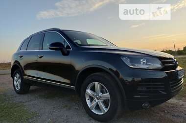 Внедорожник / Кроссовер Volkswagen Touareg 2012 в Березане