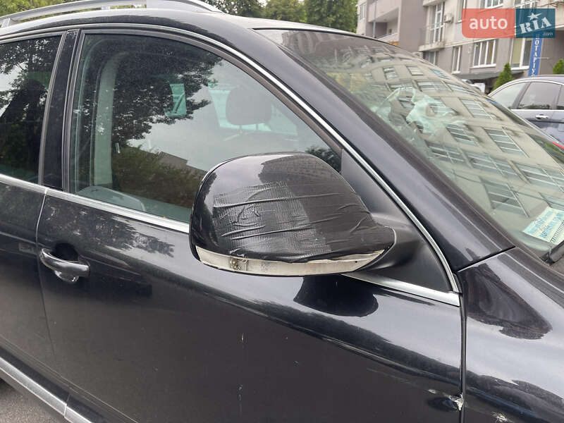 Внедорожник / Кроссовер Volkswagen Touareg 2007 в Киеве