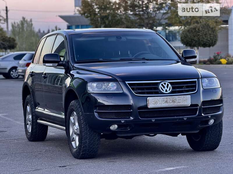 Внедорожник / Кроссовер Volkswagen Touareg 2005 в Кривом Роге