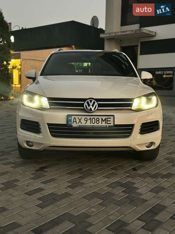 Внедорожник / Кроссовер Volkswagen Touareg 2011 в Киеве фото 10 Внедорожник / Кроссовер Volkswagen Touareg 2011 в Киеве