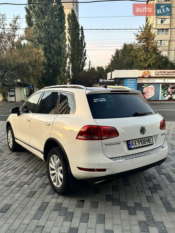 Внедорожник / Кроссовер Volkswagen Touareg 2011 в Киеве фото 12 Внедорожник / Кроссовер Volkswagen Touareg 2011 в Киеве