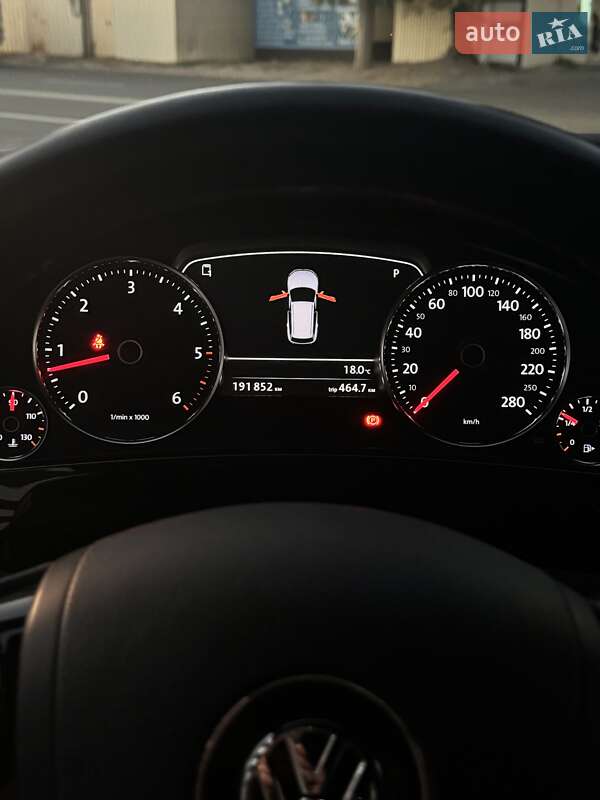 Внедорожник / Кроссовер Volkswagen Touareg 2011 в Киеве фото 18 Внедорожник / Кроссовер Volkswagen Touareg 2011 в Киеве