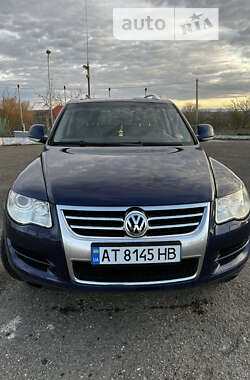 Позашляховик / Кросовер Volkswagen Touareg 2009 в Коломиї