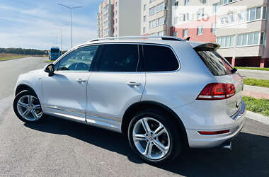 Позашляховик / Кросовер Volkswagen Touareg 2012 в Вінниці