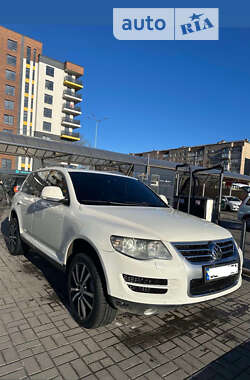 Позашляховик / Кросовер Volkswagen Touareg 2009 в Івано-Франківську