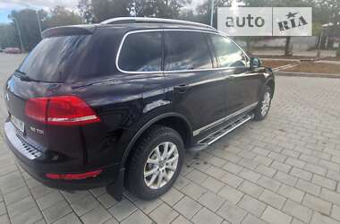 Позашляховик / Кросовер Volkswagen Touareg 2011 в Черкасах