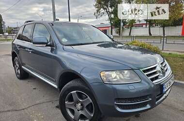 Внедорожник / Кроссовер Volkswagen Touareg 2005 в Житомире