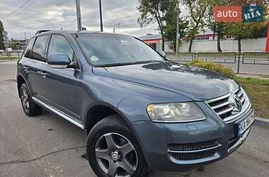 Внедорожник / Кроссовер Volkswagen Touareg 2005 в Житомире