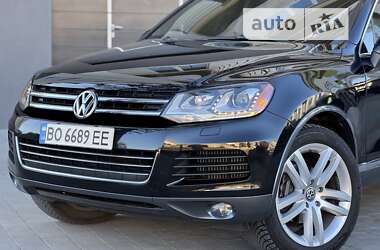 Внедорожник / Кроссовер Volkswagen Touareg 2014 в Тернополе