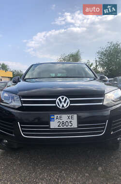 Внедорожник / Кроссовер Volkswagen Touareg 2014 в Кривом Роге