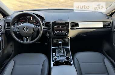 Позашляховик / Кросовер Volkswagen Touareg 2013 в Вінниці