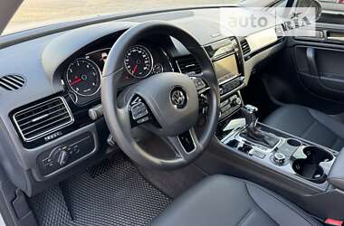 Позашляховик / Кросовер Volkswagen Touareg 2013 в Вінниці