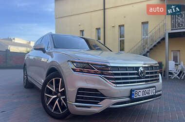 Позашляховик / Кросовер Volkswagen Touareg 2021 в Львові