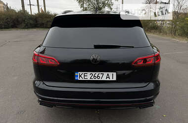 Позашляховик / Кросовер Volkswagen Touareg 2021 в Кривому Розі