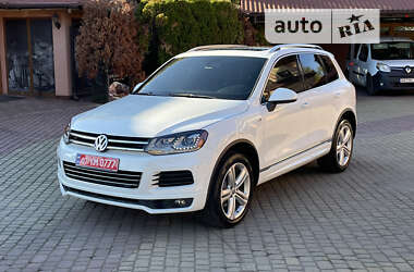 Позашляховик / Кросовер Volkswagen Touareg 2014 в Мукачевому