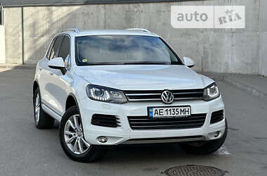 Позашляховик / Кросовер Volkswagen Touareg 2014 в Києві