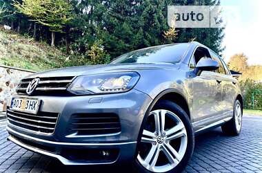 Позашляховик / Кросовер Volkswagen Touareg 2013 в Тячеві