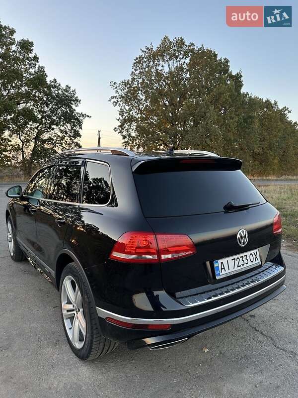 Позашляховик / Кросовер Volkswagen Touareg 2018 в Тетієві