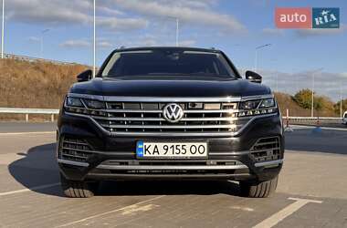 Позашляховик / Кросовер Volkswagen Touareg 2018 в Броварах