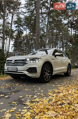 Внедорожник / Кроссовер Volkswagen Touareg 2019 в Виннице