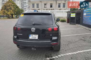 Внедорожник / Кроссовер Volkswagen Touareg 2008 в Днепре