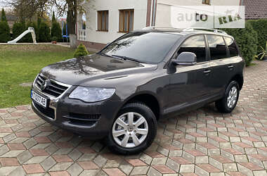 Позашляховик / Кросовер Volkswagen Touareg 2008 в Коломиї