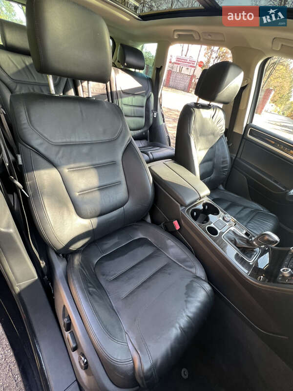 Внедорожник / Кроссовер Volkswagen Touareg 2015 в Хмельницком фото 12 Внедорожник / Кроссовер Volkswagen Touareg 2015 в Хмельницком