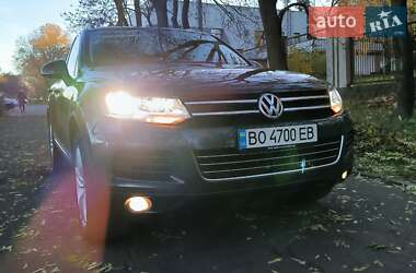 Позашляховик / Кросовер Volkswagen Touareg 2013 в Чернівцях